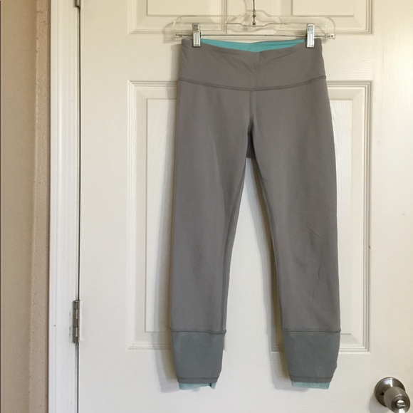Lululemon Crop Grey Leggings Sz.4 - Picture 2 of 7